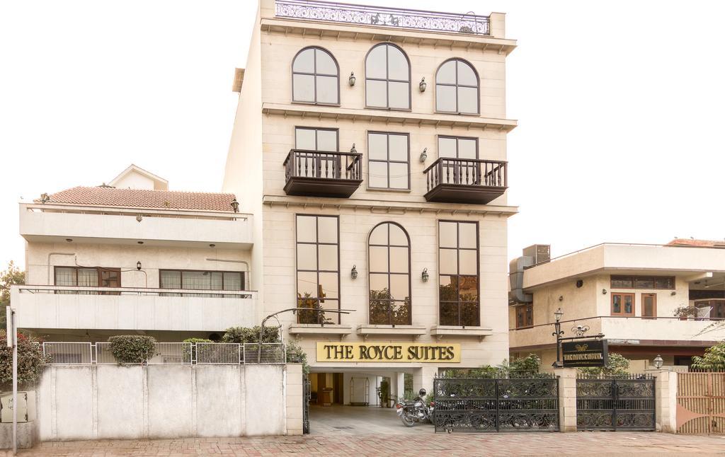 Hotel Treebo Tryst Royce New Friends Colony à New Delhi Extérieur photo